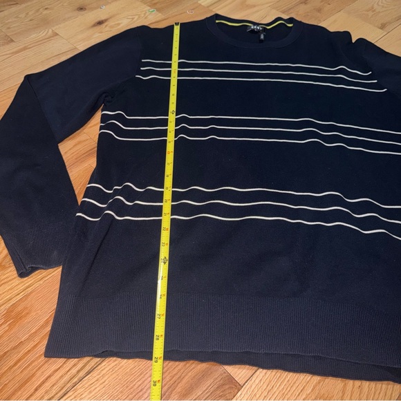 DKNY | Mens Navy Sweaters with White Accent strips Size XL 100% Cotton - Picture 7 of 12